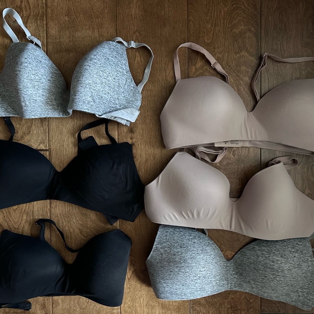 Bundle of 6 Soma Enbliss Wireless Nursing Bras 34c
